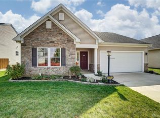 2254 Blazing Star Dr, Tipp City, OH 45371