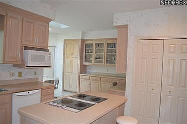 5th image of 434 Eagles Point