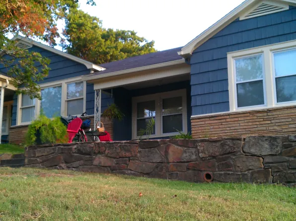 134 E Spring St #134, Fayetteville, AR 72701