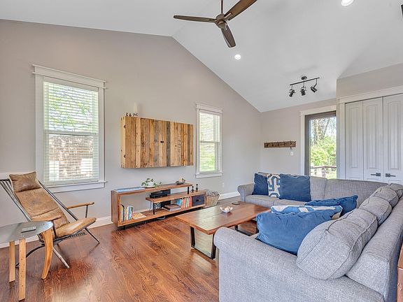 4th image of 6416 Edsel Dr