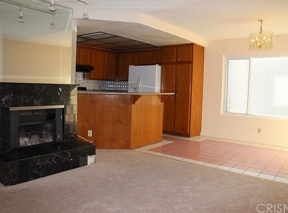 4th image of 9925 Variel Ave Unit 28
