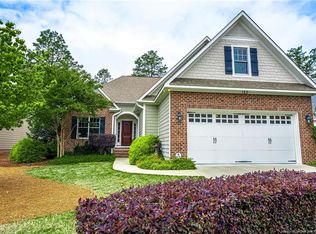 120 S Bracken Fern Ln, Southern Pines, NC 28387