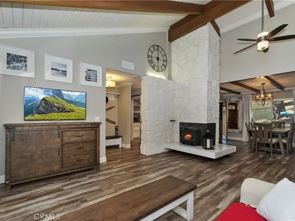 24150 Zell Ct, Crestline, CA 92325