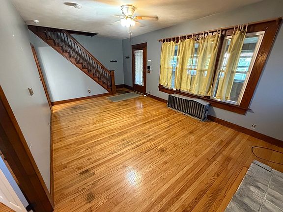 5th image of 74 Gates Ave