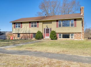 47 Eric Dr, Pittsfield, MA 01201