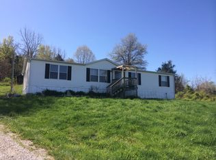718 White Ln, Cecilia, KY 42724