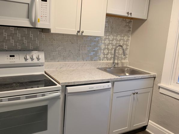 410 Marlow St Floor 3