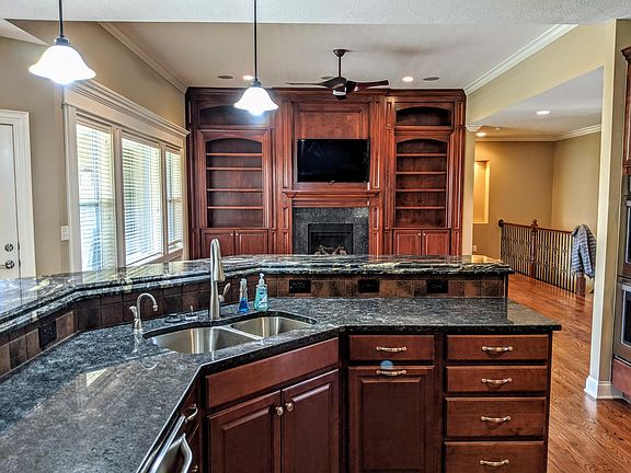4th image of 8350 Mallard Cir