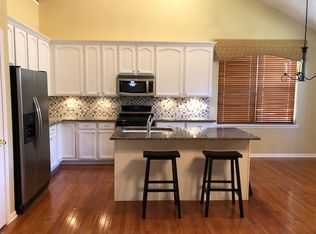 1656 Briarheath Dr, Aurora, IL 60505