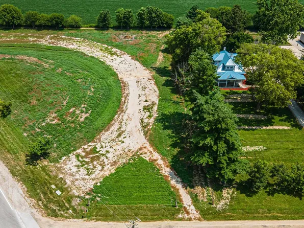 368 1300th Ave, Lake Fork, IL 62541