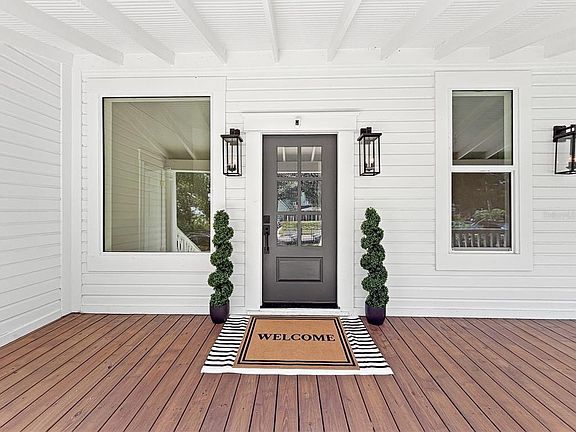 3rd image of 317 W FRANCES AVENUE