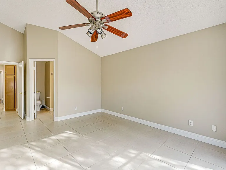2723 Lovington Dr — Photo 23