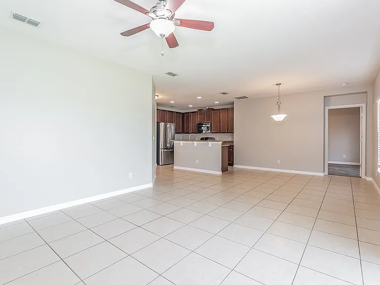 3722 Brambly Ave — Photo 4