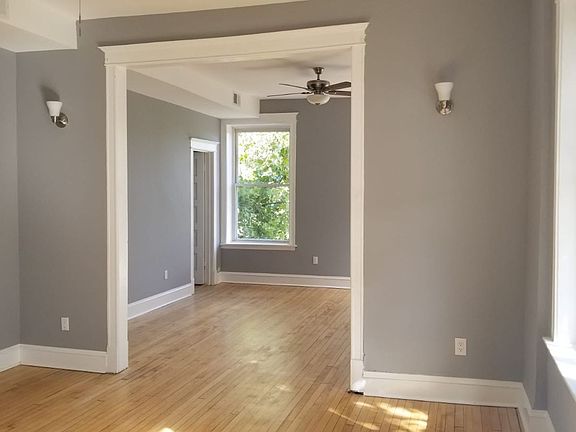 3rd image of 2358 S Saint Louis Ave APT 3F