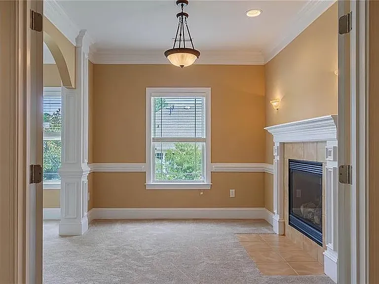 4009 Cedar Point Ave — Photo 21