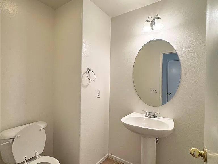 15924 Windswept Rd — Photo 12