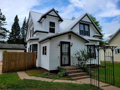 1025 MAIN STREET, Gresham, WI, 54128