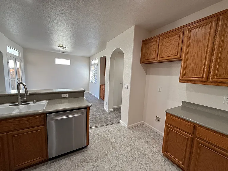 1836 Encina Ave — Photo 26