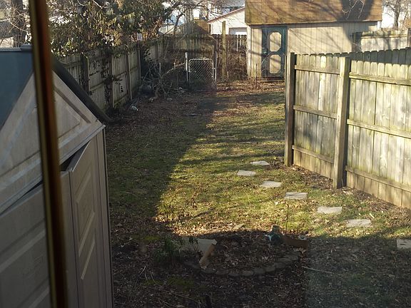 3rd image of 120 N Dequincy St