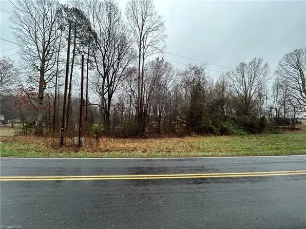 520 Fairfield Rd, Mocksville, NC 27028