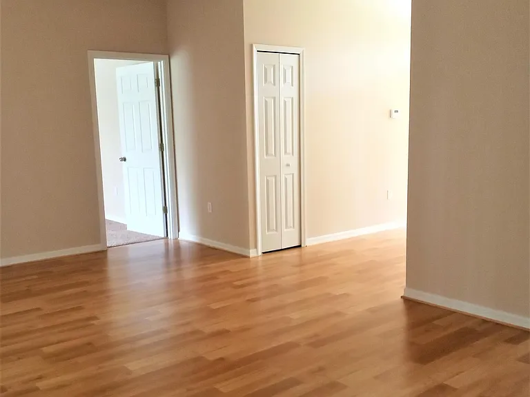 12 Empire Ln — Photo 5