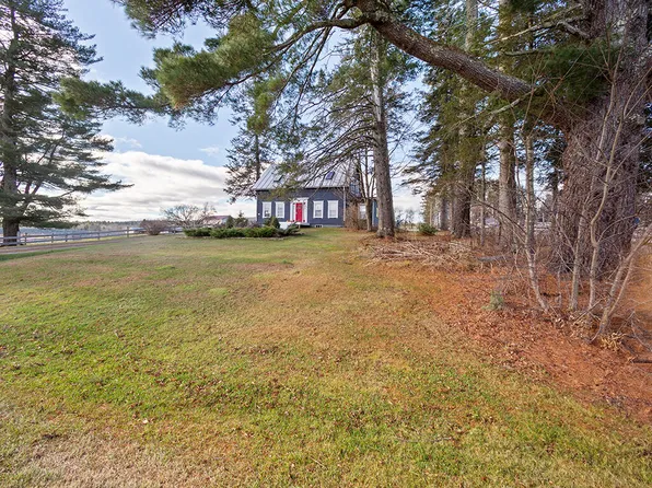 2038 E Ridge Road, Athens, ME 04912