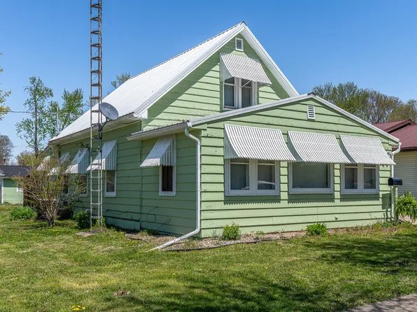 313 W 5th St, West Liberty, IA 52776
