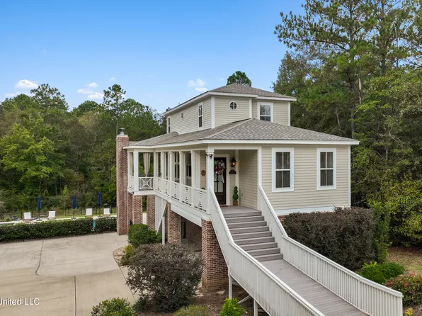 12571 Mount Pleasant Ave, Biloxi, MS 39532