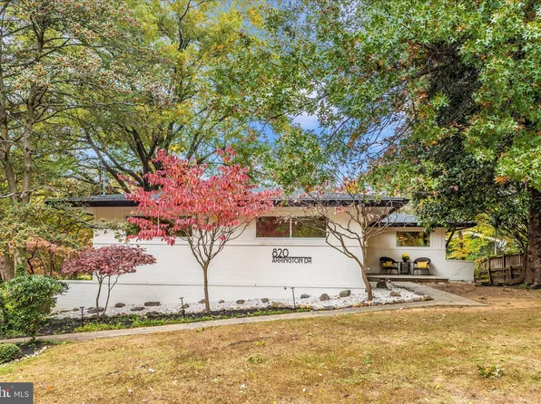 820 Arrington Dr, Silver Spring, MD 20901