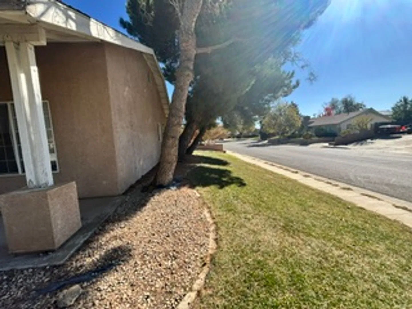 4 bedroom with a/c in City Of Tehachapi — Photo 3