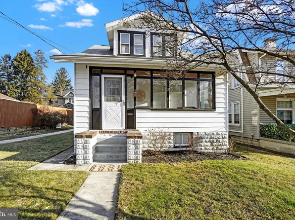 1427 Bridge St, New Cumberland, PA 17070