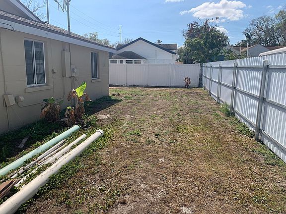 4th image of 2508 W Auburn Ave