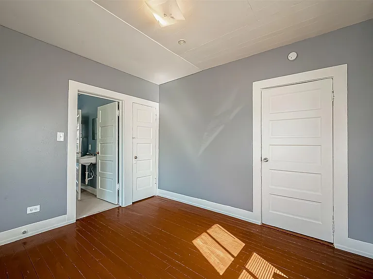 2611 Tierwester St — Photo 19