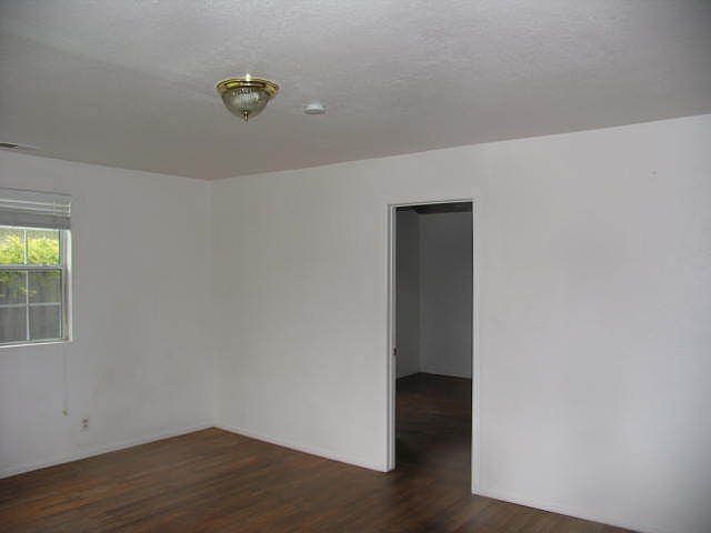 2nd image of 531 N B St