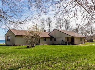N1408 Lakeshore Rd, Kewaunee, WI 54216