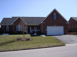 2022 Stone Mill Dr, Salem, VA 24153