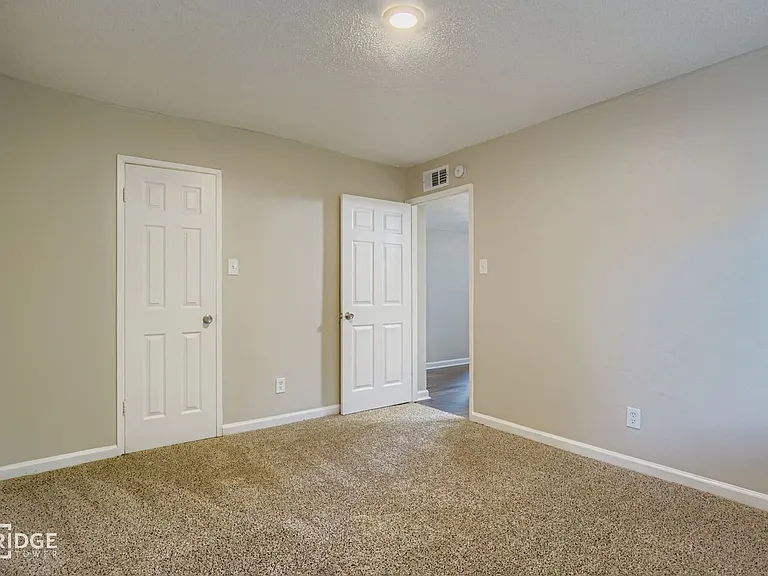 9117 Fairmont Cir — Photo 20
