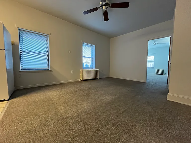 2003 Green St #3R — Photo 6