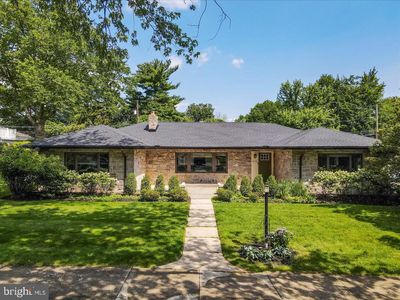 2705 W Gordon St, Allentown, PA, 18104
