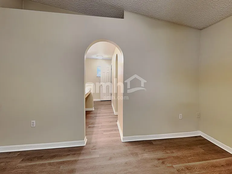 7187 Rutland Ct — Photo 10