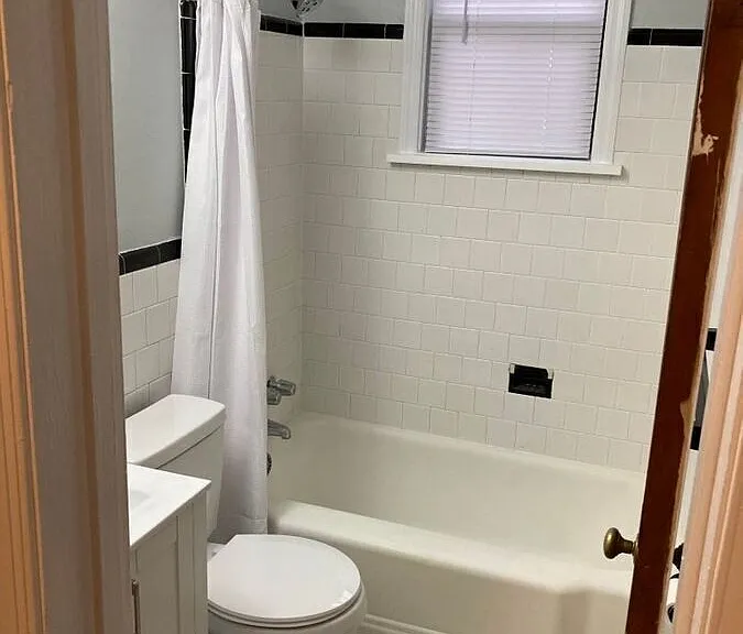 613 Hamlin St NE #1A — Photo 11