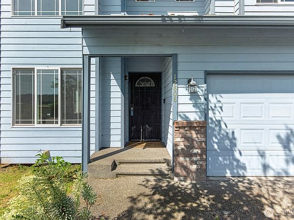3rd image of 12808 58th Avenue NE