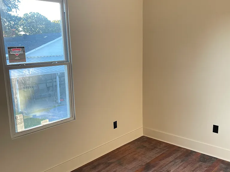2121 De Armas St #A — Photo 4