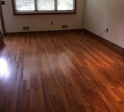4th image of 814 Jenny Ct