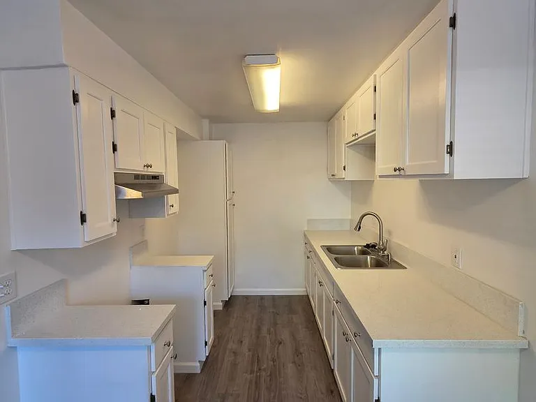 660 S Glassell St #95 — Photo 8
