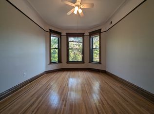 3822 N Fremont St #2NE, Chicago, IL 60613