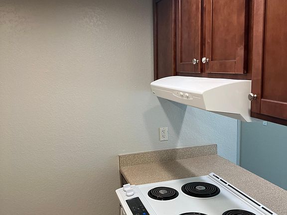 4th image of 6052 Margo Dr