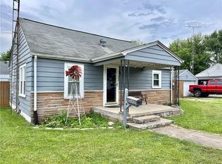 504 Seminary St, Hope, IN 47246