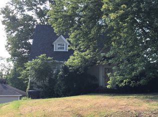 325 Sunnyside Ave, Aurora, IN 47001