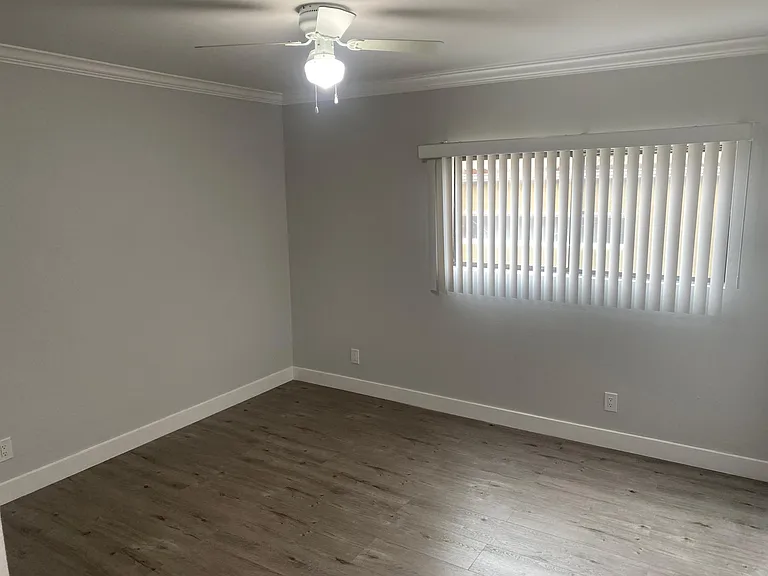 6018 Barton Ave #6 — Photo 15